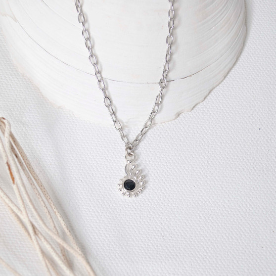 925 silver cute ocean theme necklace with onyx cabochon