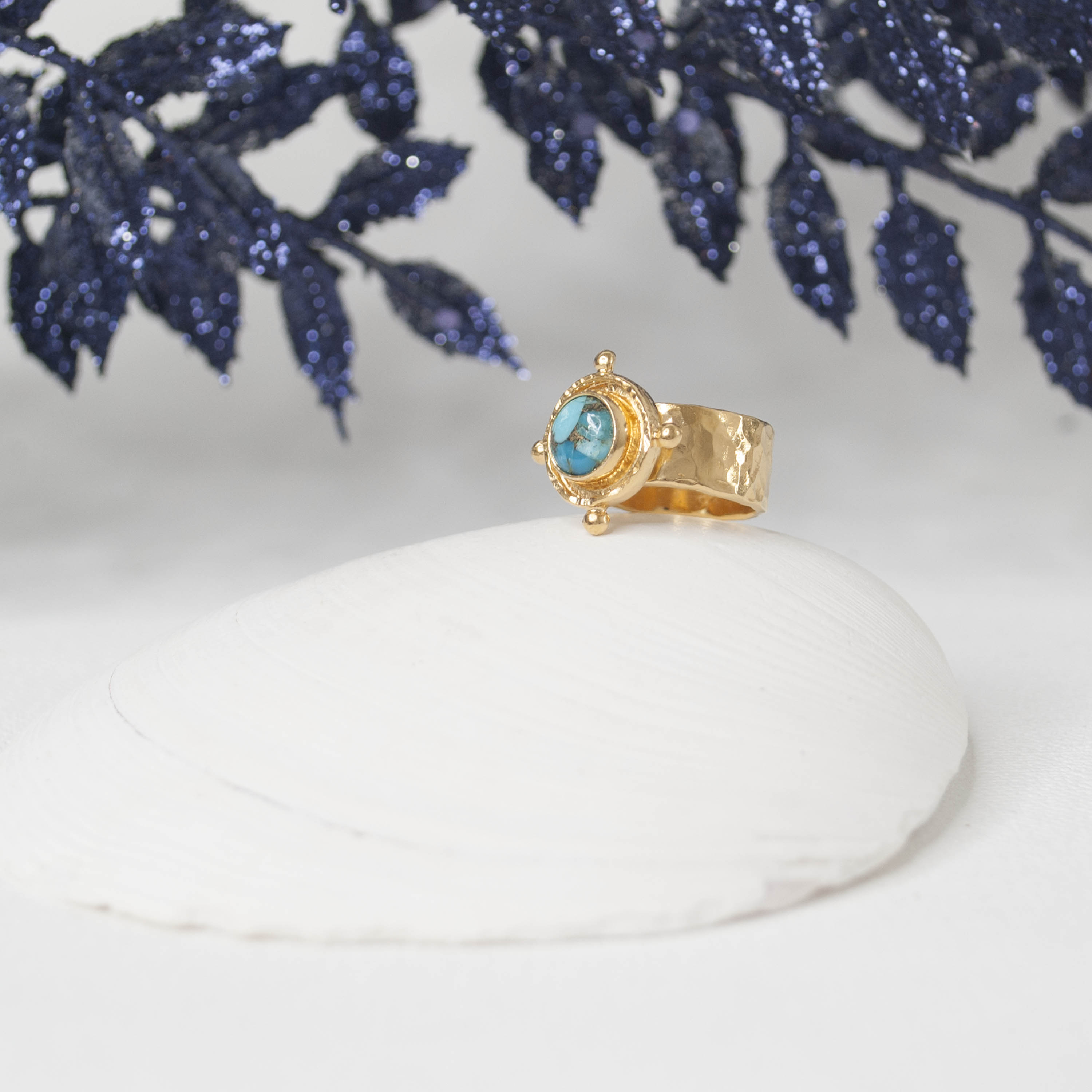 December Rings: Silver Turquoise Gem Medallion Ring