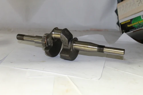 492095 CRANKSHAFT, 5/8" Externally threaded for 3hp 80200, 80300 series and more Briggs & Stratton Engine Parts (BS-492095)