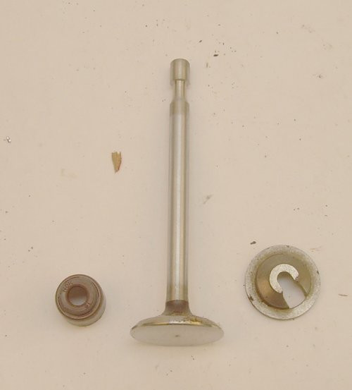 492770 VALVE-EXHAUST Briggs & Stratton Engine Parts (BS-492770)