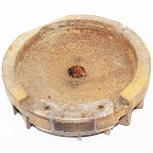 BRIGGS Flywheel 690615, Rusty, Briggs & Stratton Engine Parts TAKEN OFF NEW ENGINE (BS-690615-D1)