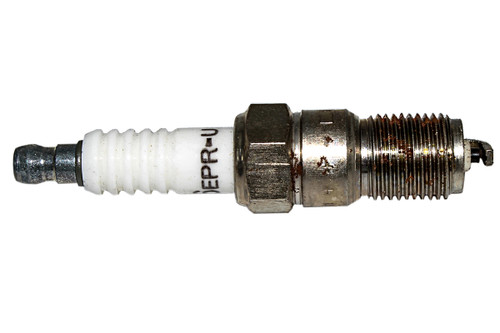 Spark plug Fits Onan 20HP Engine Parts (T16EPR-U)