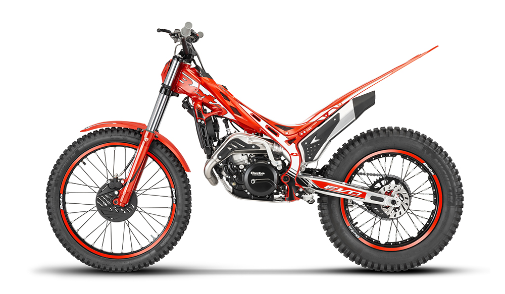 evo-2t-200-my23-lr.jpg