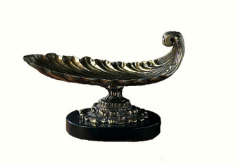 Antique Brass Scoop Centerpiece With Black Marble Base (NT189)