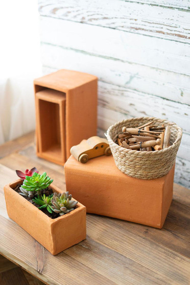 Set Of Two Natural Clay Risers Planters (H3970)