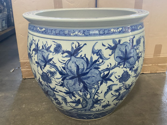 Blue And White Porcelain Peach Dragon And Phoenix Planter (JFP11)