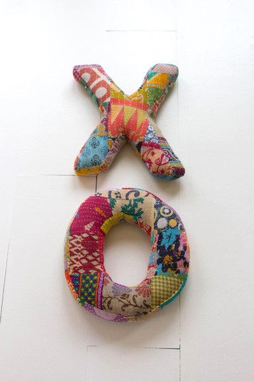 Set Of Two Xo - Kantha Pillows (NRV2354)