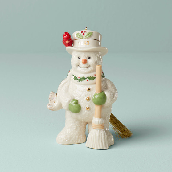 2023 Snowman With Broom Ornament (894428)
