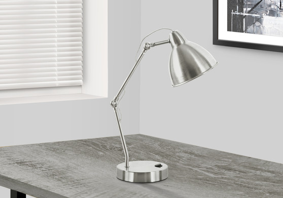 17"H Modern Nickel Metal Table Lamp - Nickel Shade (Usb Port Included) (I 9659)
