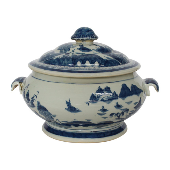 Blue And White Porcelain Oval Fruit Jar With Lid (1513)