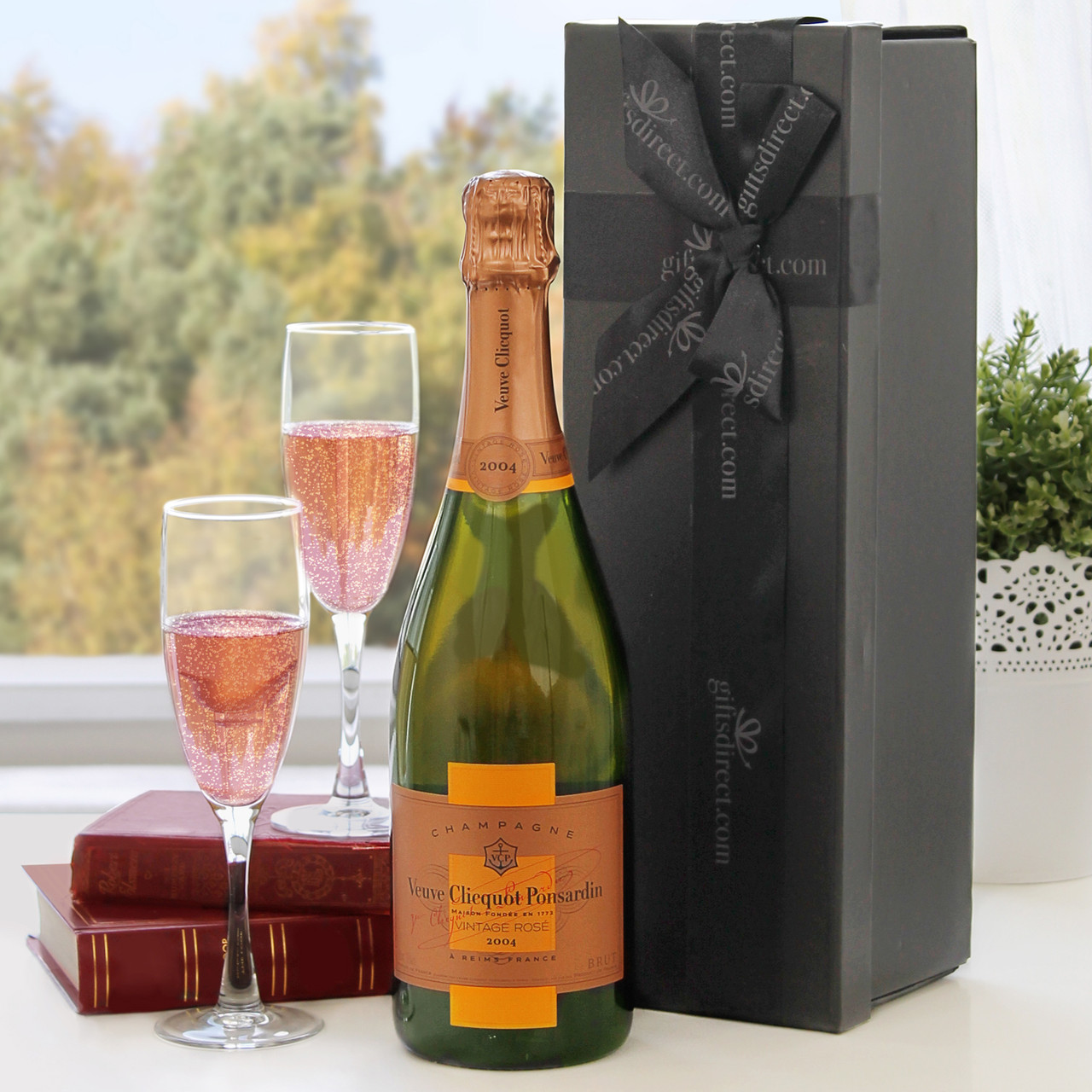 Vintage Rose Veuve Clicquot Pink Champagne Gift - Gifts Direct