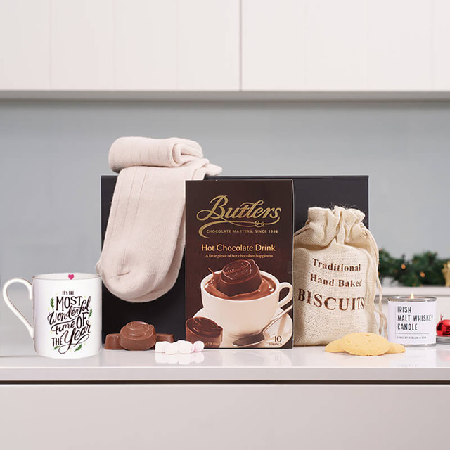 Ultimate Hug In A Mug Christmas Hamper