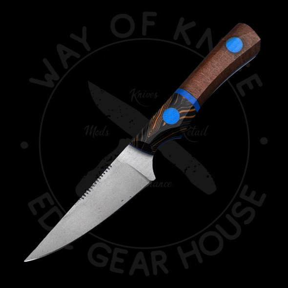 B. Kohn Custom Stinger Neck Knife Nitro-V (2" Bead Blast) B. Kohn Custom Stinger Neck Knife Nitro-V (2" Bead Blast)