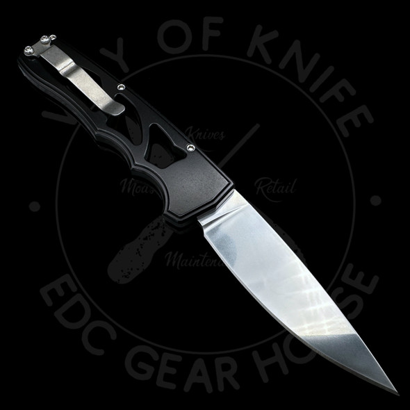 Piranha MagnaRaptor Automatic Knife Black Aluminum (3.4" Satin) Piranha MagnaRaptor Automatic Knife Black Aluminum (3.4" Satin)