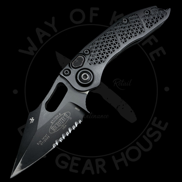 *Pre Owned* Microtech Stitch Auto Black Aluminum (3.75" Black Serr)