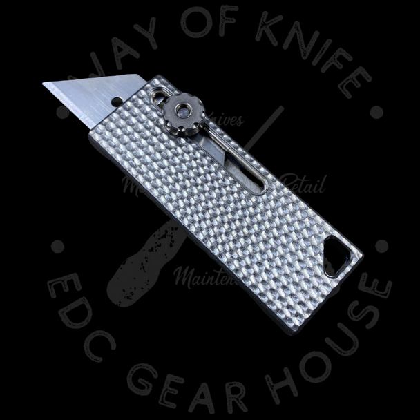 Maratac MaxMad Co Titanium Utility Blade