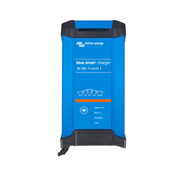 Blue Smart IP22 Charger 12 30(1) 230V CEE 7 7