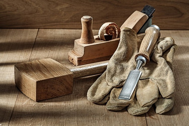 Your Essential Guide to Woodworking Gloves and Safety