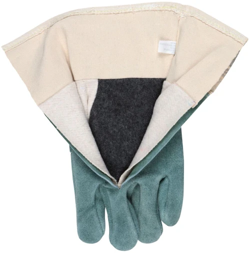 4750_ - 4750 - 121471 - View inside the 4750 glove showing wool lining in the palm