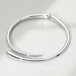 Sleek Luxe Sleek Metal Hinged Open Coil Choker Necklace - Rhodium