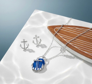 Nautical Dream Resin Oval Anchor Pendant Necklace - Blue