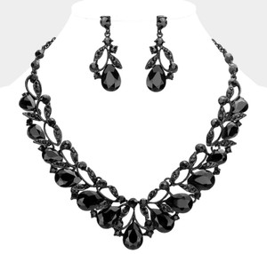 Opulent Essence Teardrop Accented Stone Embellished Necklace -  Black