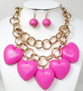 Wildwood Layered Chunky Wooden Heart Charm Necklace - Fuchsia