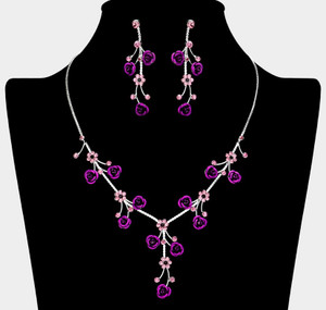 Everly Vine Rhinestone Embellished Rose Flower Cluster Necklace - Purple