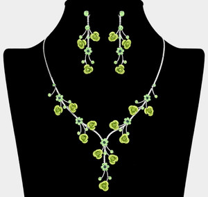 Everly Vine Rhinestone Embellished Rose Flower Cluster Necklace - Green