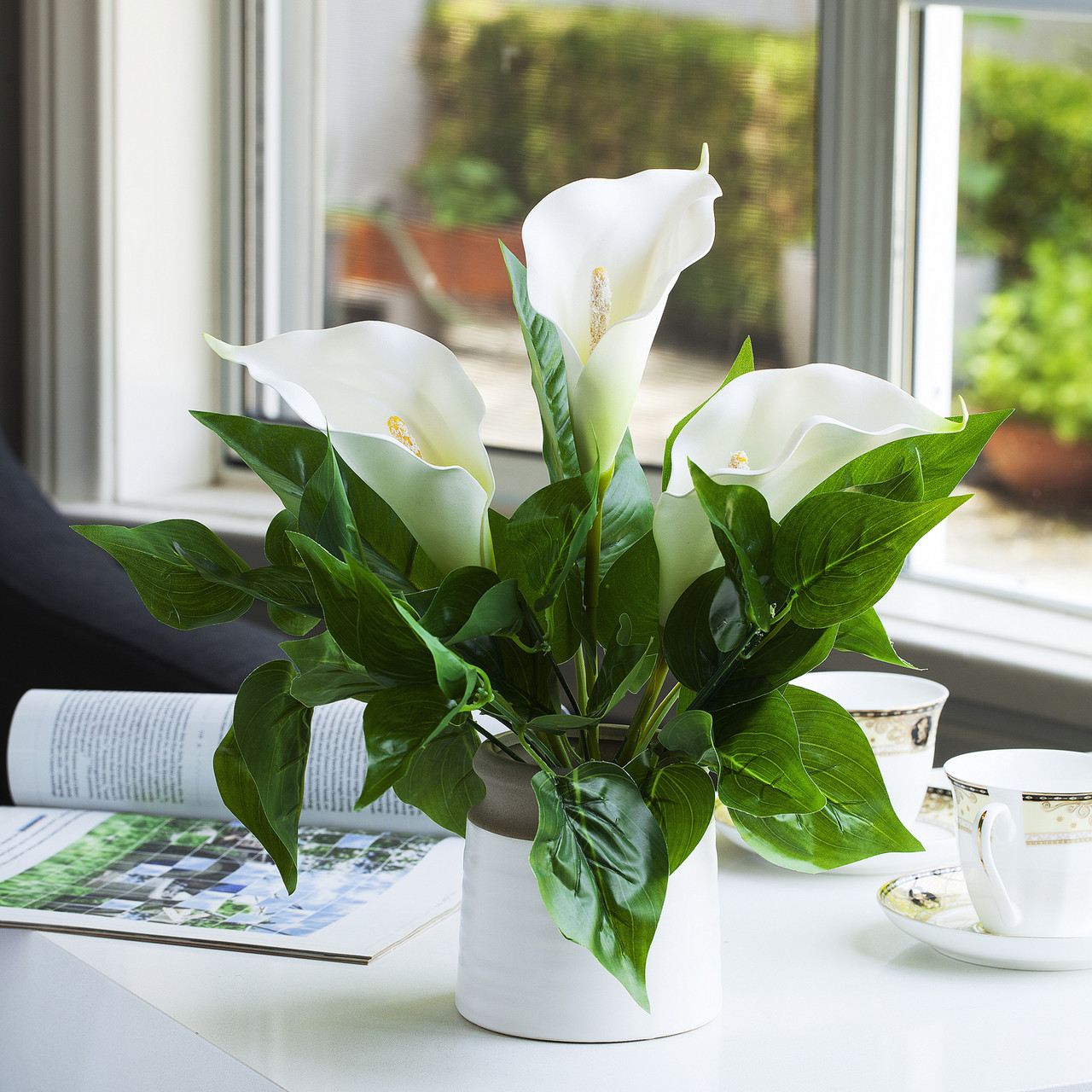 Large Real Touch Lily Flower Arrangement with Green Leaf  in Pot