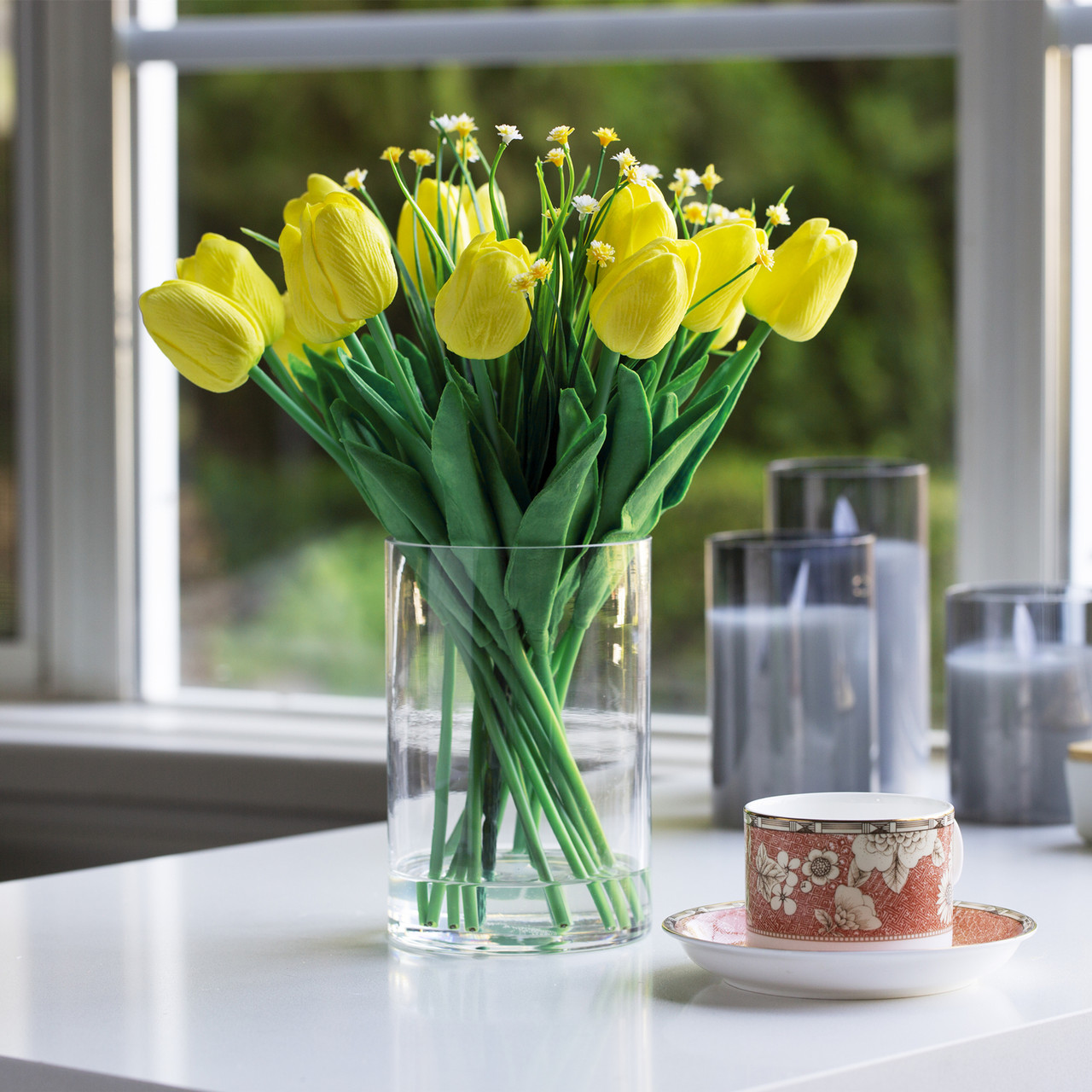 18 Heads Artificial Real Touch Tulip Arrangement in Clear Glass Vase (Yellow)