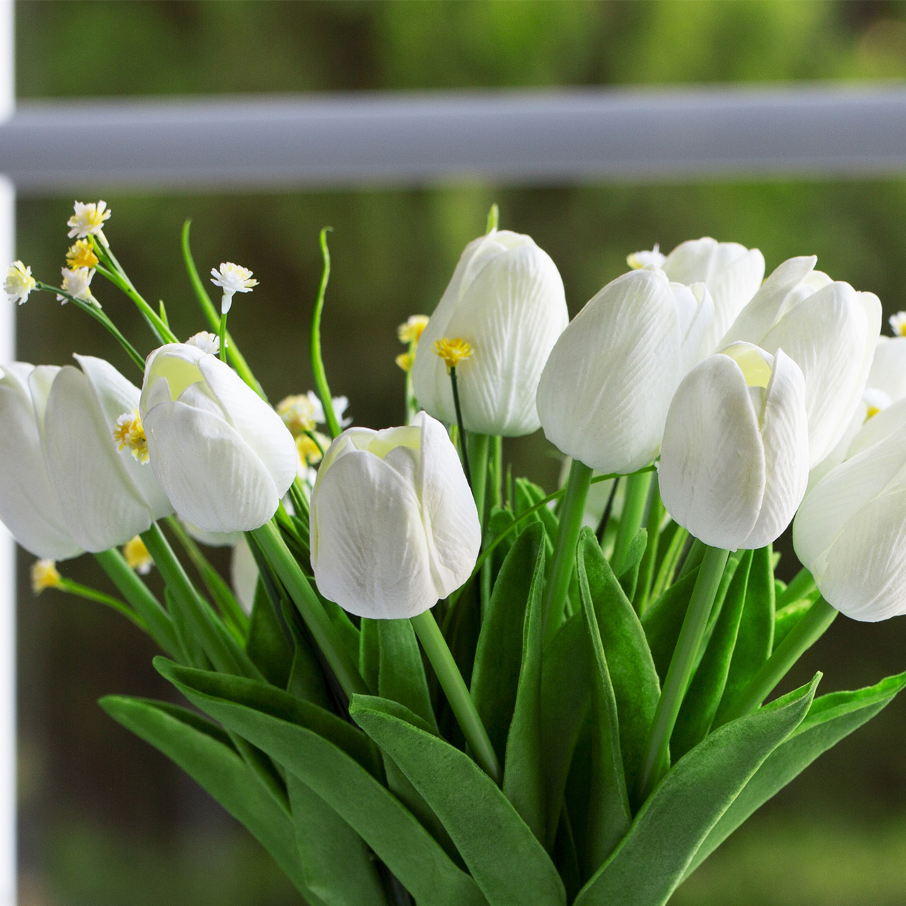 15 Heads Artificial Real Touch Tulip Arrangement in Clear Glass Vase