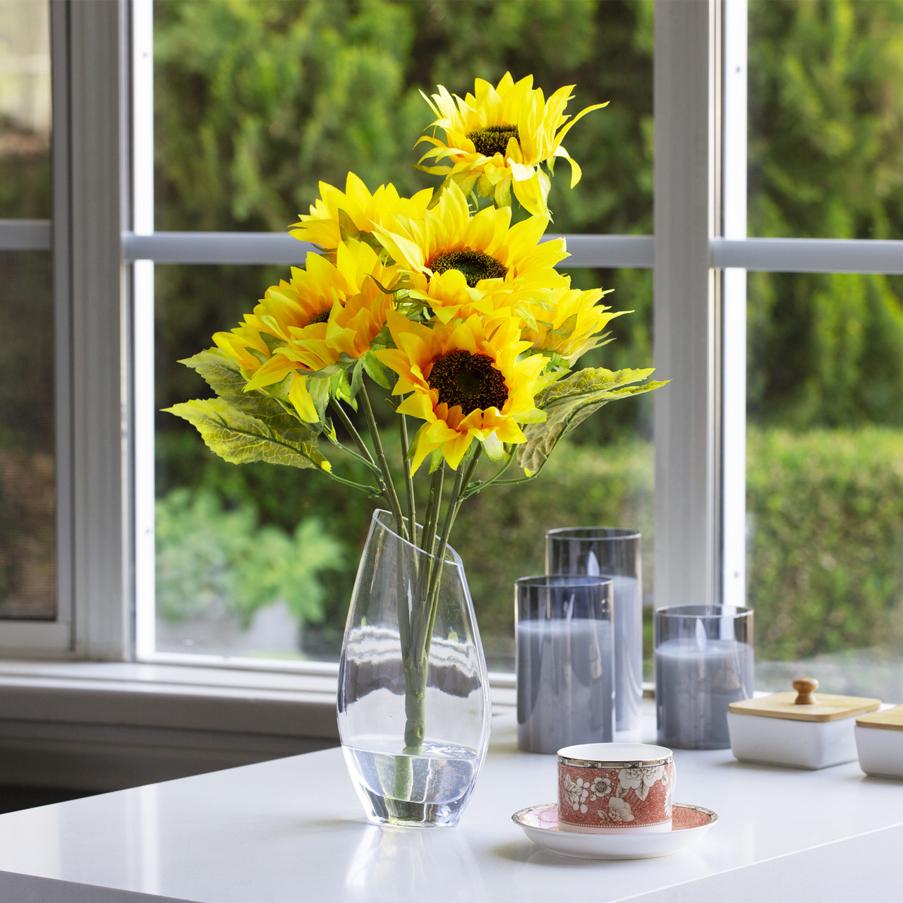 7 Heads Artificial Sunflower Arrangement in Clear Glass Vase