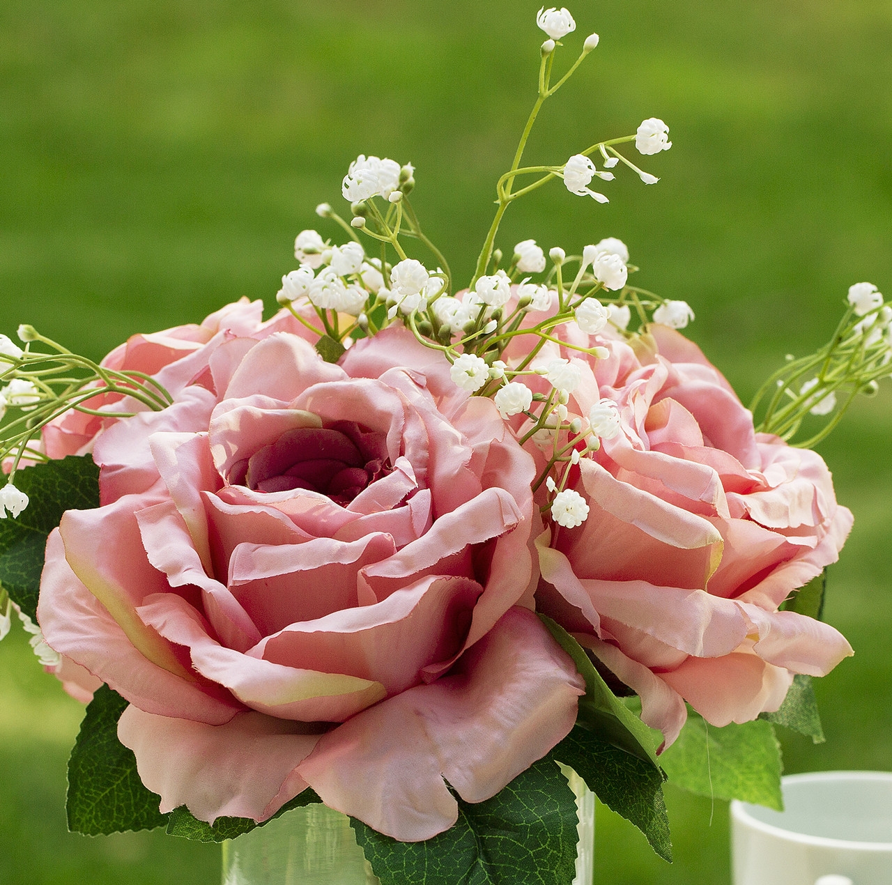 4 Large Silk Rose Flowers in Clear Glass Vase With Faux Water (New) — Available in 5 Colors