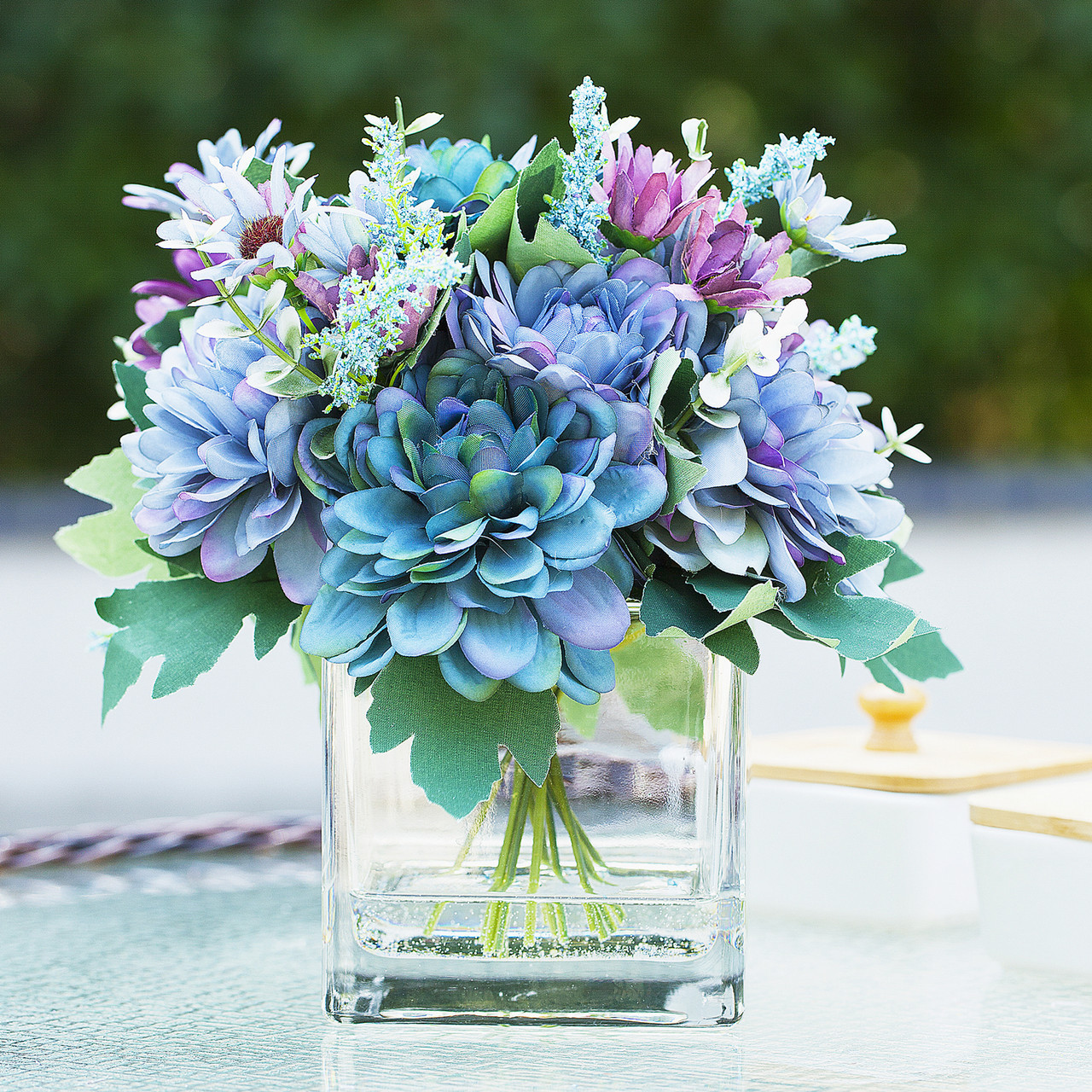Mixed Daisy Flower Arrangements in Clear Glass Vase with Acrylic Water (New) — Available in 3 Colors