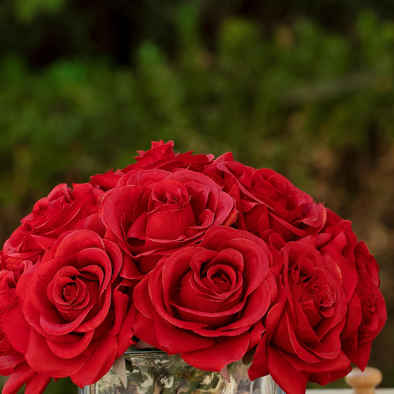 Artificial Silk Rose Flowers in Cube Glass Vase With Faux Water (New) — Available in 5 Colors