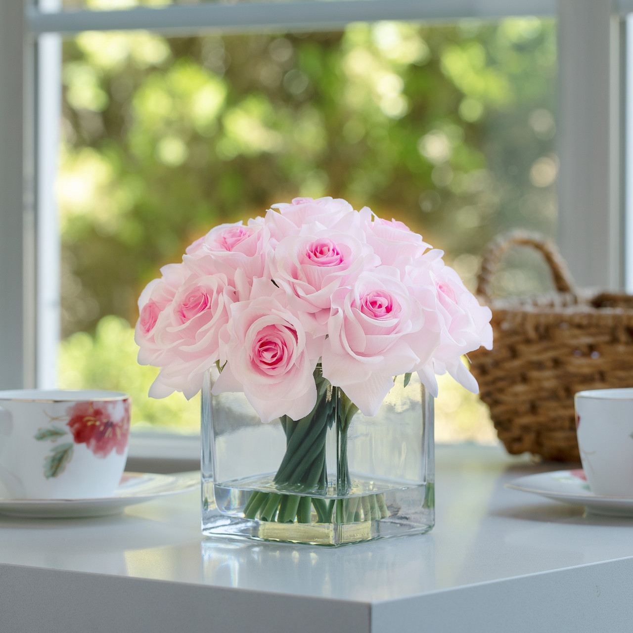 Artificial Silk Rose Flowers in Cube Glass Vase With Faux Water (New) — Available in 5 Colors