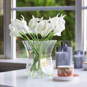 18 Heads Artificial Real Touch Lily Arrangement in Clear Glass Vase (White)