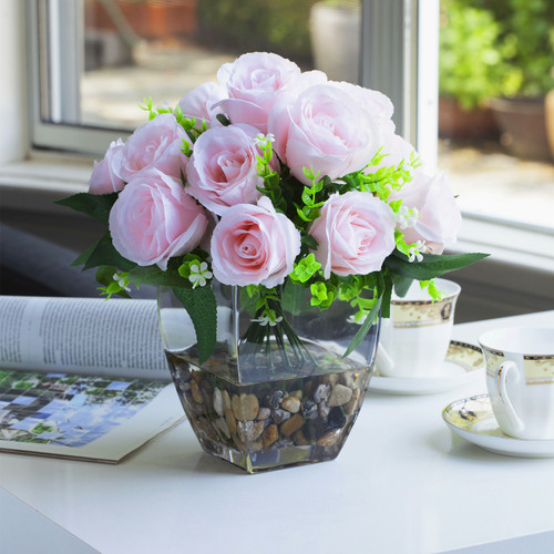 18 Heads  Artificial  Pink Rose Flower Arrangement  in Clear Glass Vase with River Rock