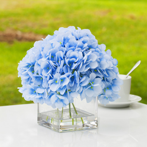Silk Hydrangea Flower Arrangement in Cube Glass Vase With Faux Water(Blue)