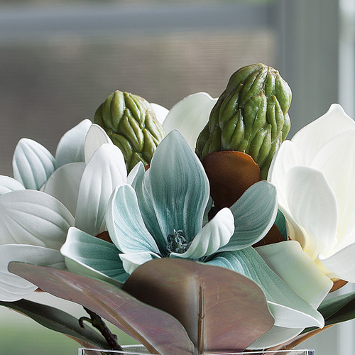 Artificial Real Touch Magnolia Flower Arrangement in Cube Glass Vase With Faux Water(Cream Blue)