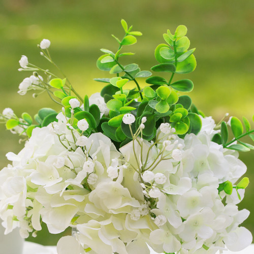 Mixed Artificial Hydrangea Flower with Baby Breath in Cube Glass Vase