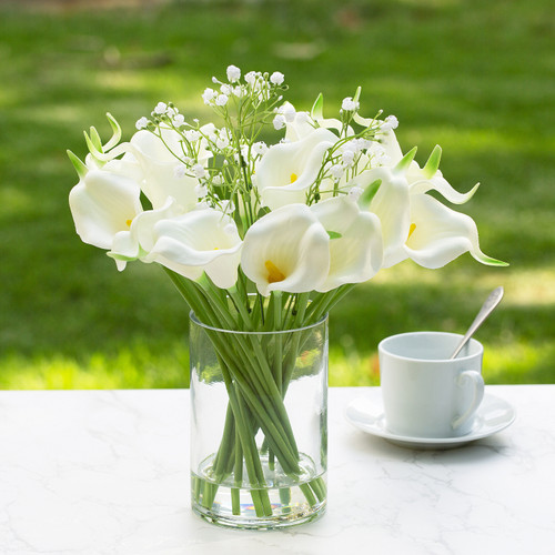 18 Mixed Artificial Real Touch Lily Flower Arrangement in Clear Glass Vase with Faux Water
