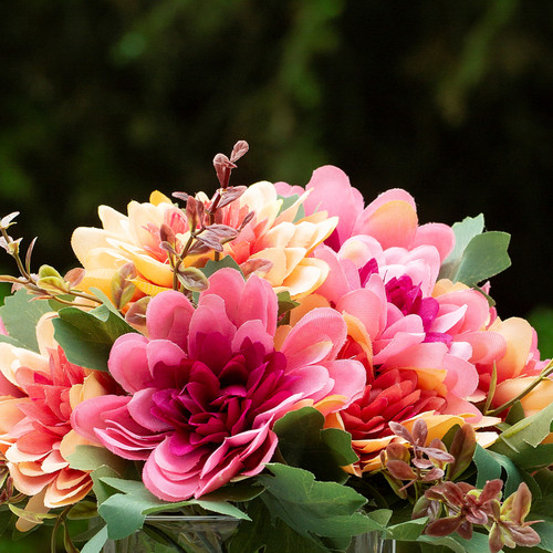 Mixed Daisy Flower Arrangement in Glass Vase with Acrylic Water (Fushia)