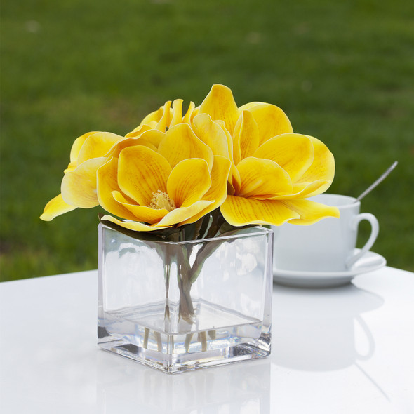 Artificial Real Touch Magnolia Flower Arrangement in Cube Glass Vase With Faux Water(Yellow)