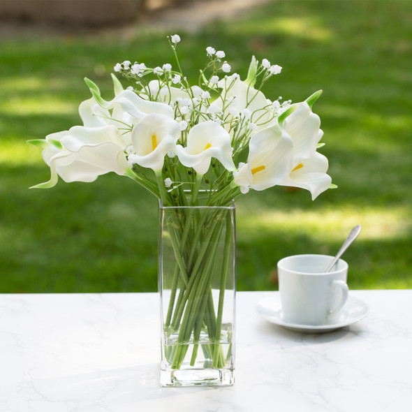 Mixed Artificial Real Touch Lily and Baby Breath Flower Arrangement in Clear Glass Vase with Faux Water