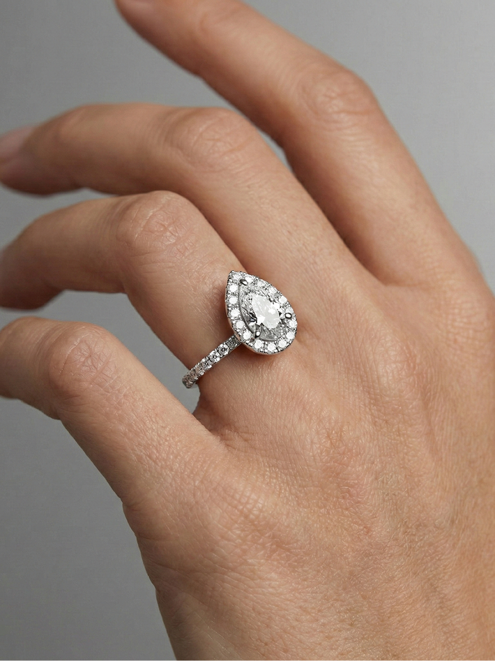 Alight: Pear, Prong, Halo