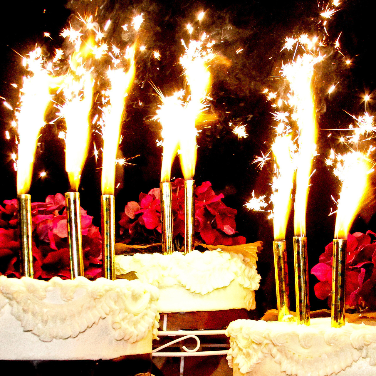 Cake Sparklers Sliver, Gold, or Black Sparklers.us