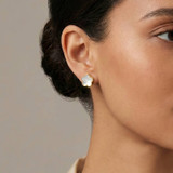 Fleur Flower Stud Earrings – Gold