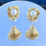 Kiara Seashell Stud Earrings – Gold
